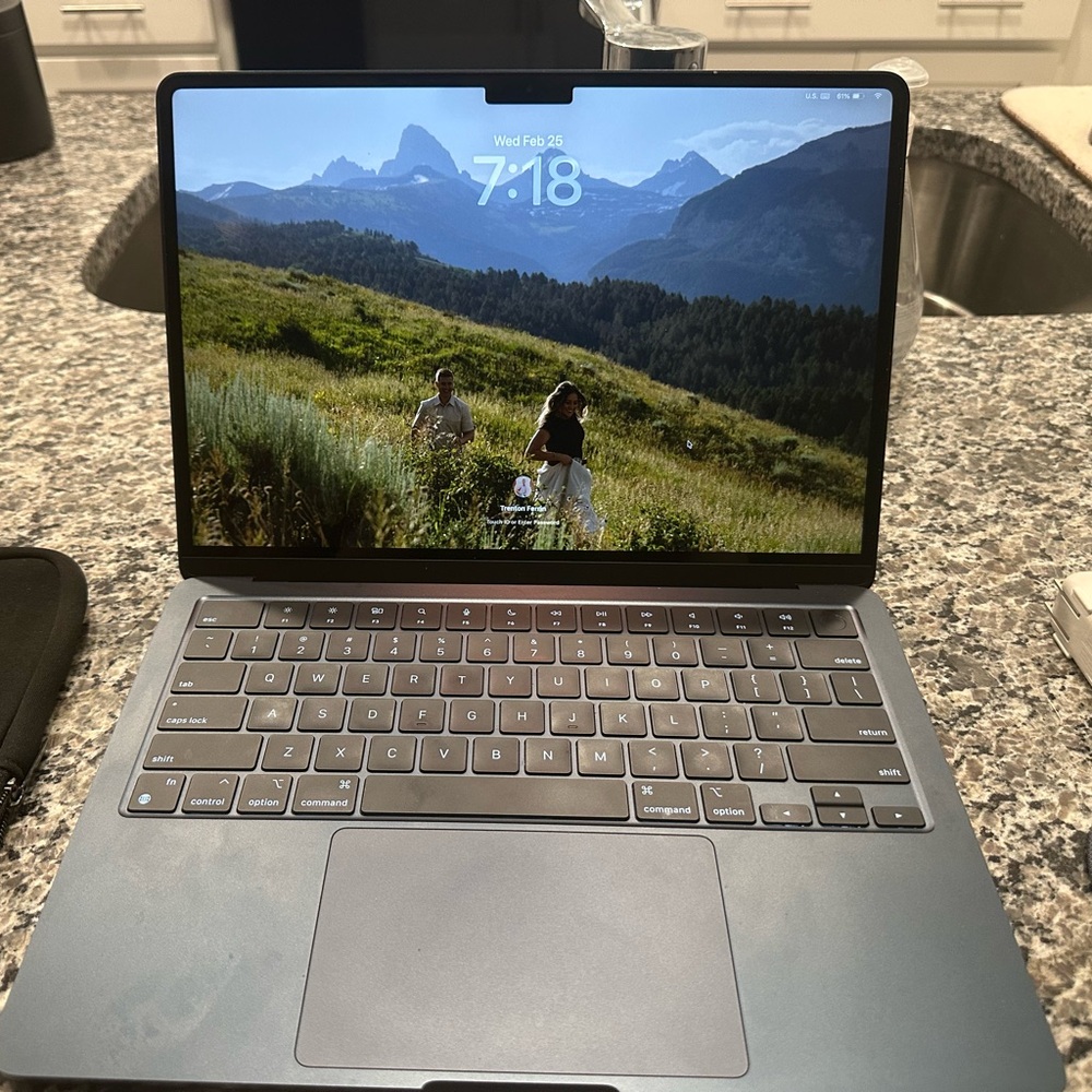 Apple MacBook Air
